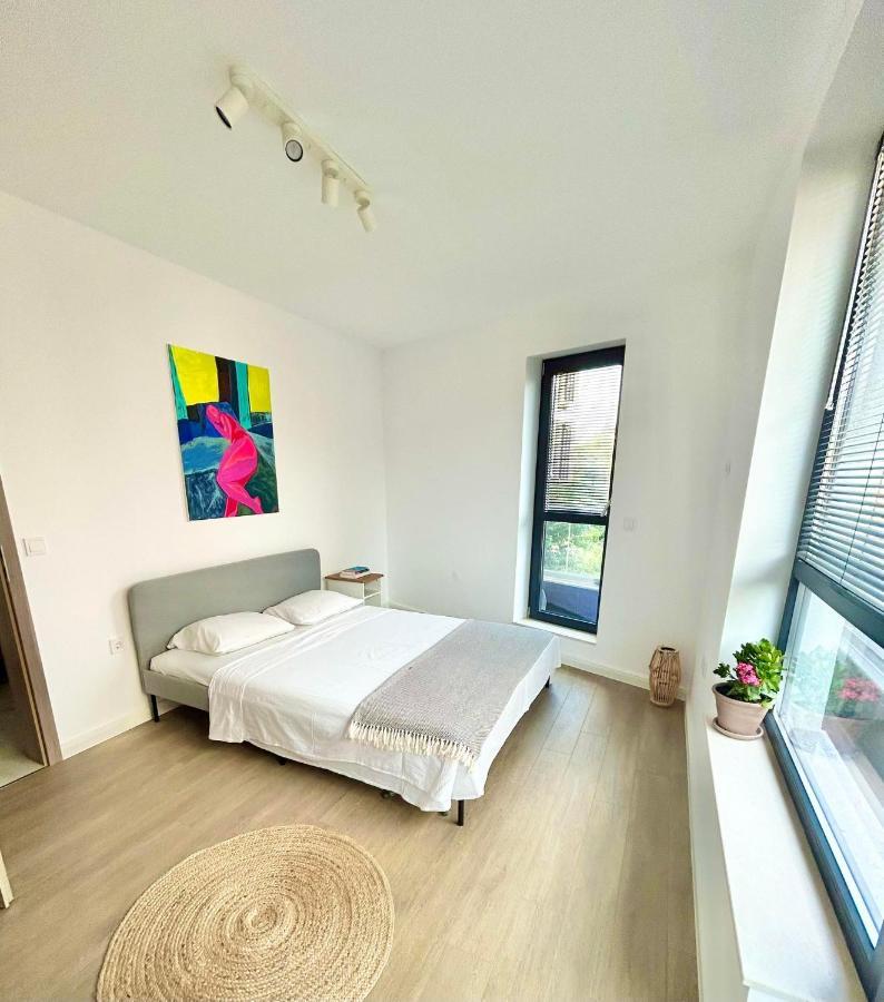 וארנה Smart Apartment Mir מראה חיצוני תמונה