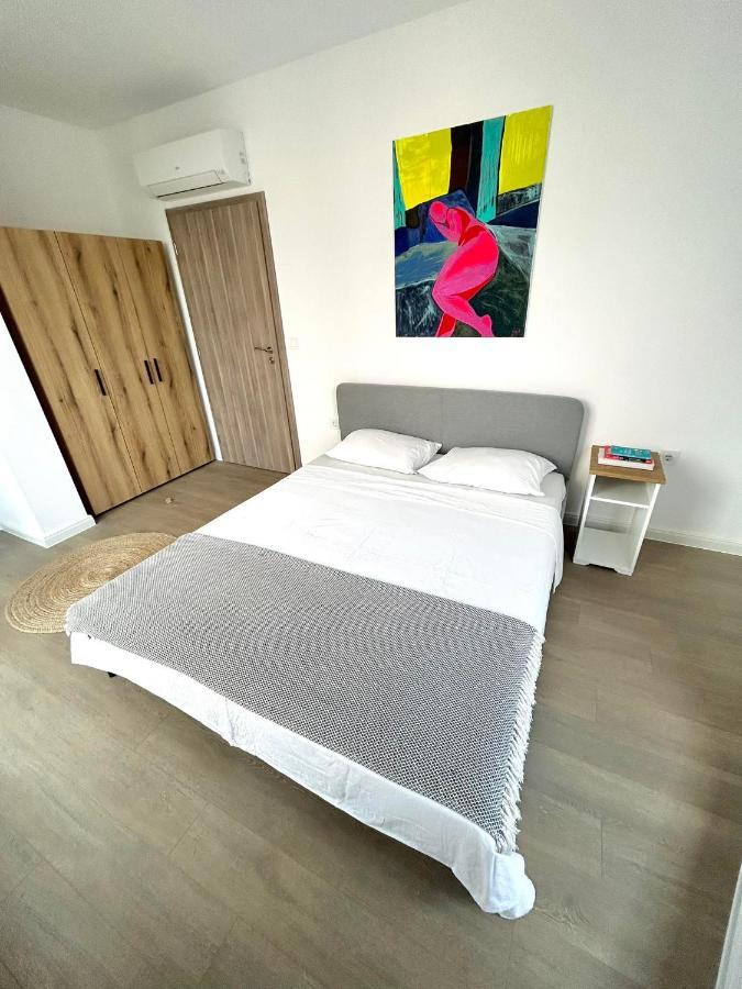 וארנה Smart Apartment Mir מראה חיצוני תמונה